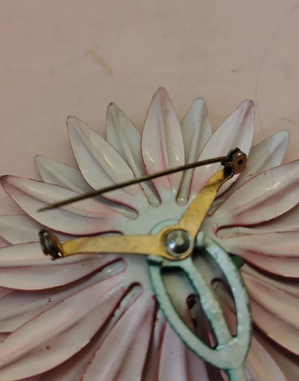 Vintage 1960s Coral Orange Enamel Daisy Flower Brooch Pin w/ Green Stem